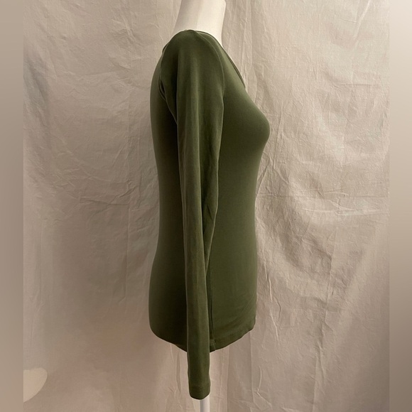 H&M Long Sleeve Ribbed T-Shirt Olive Green Size Small - Picture 3 of 11